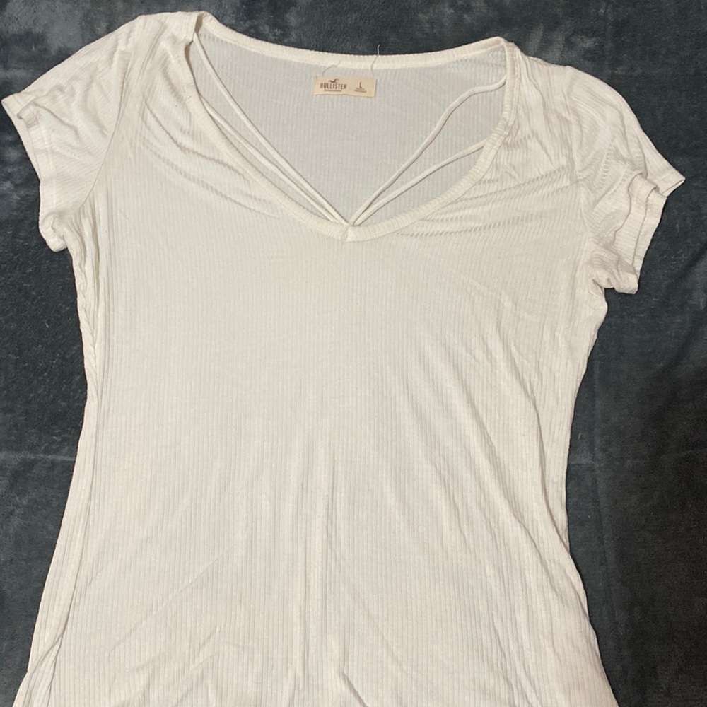 Womens Hollister tshirt